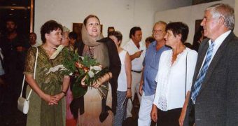 دنا، گروه هنرمندان زن ایرانی - پرونده‌های اُکر - گروه دنا